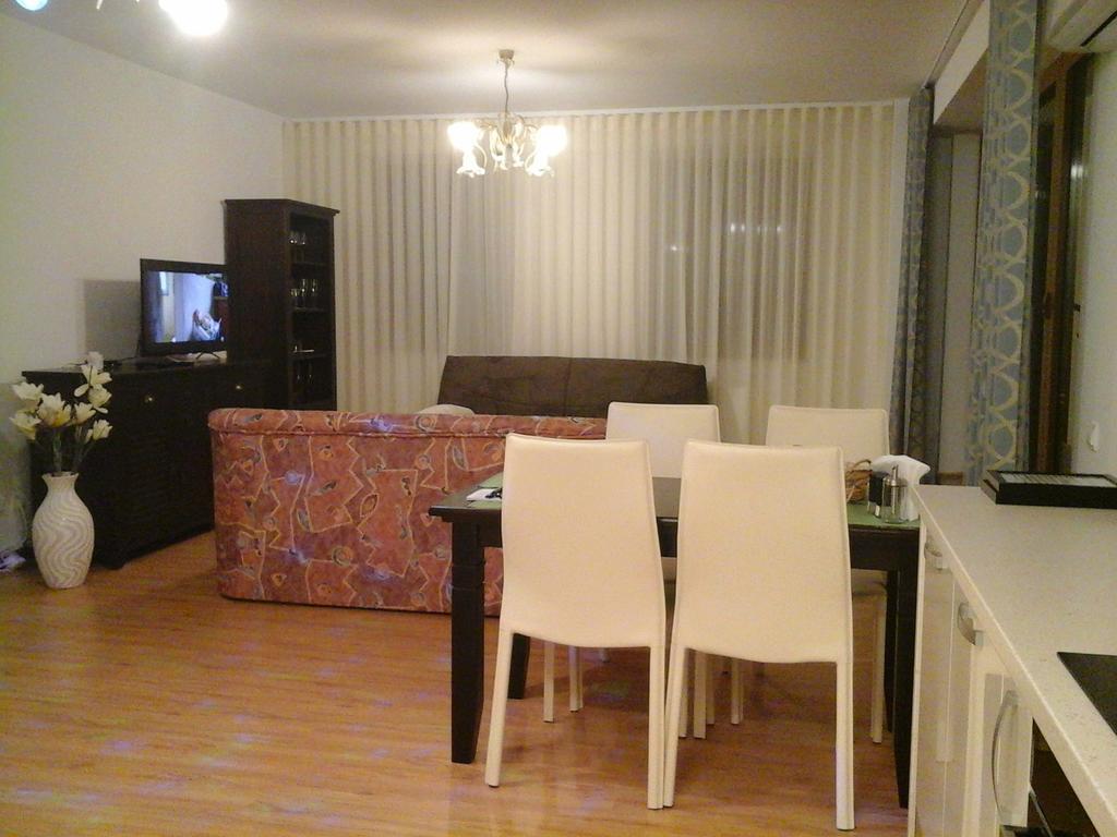 Belvedere Apartment Atyás Kültér fotó