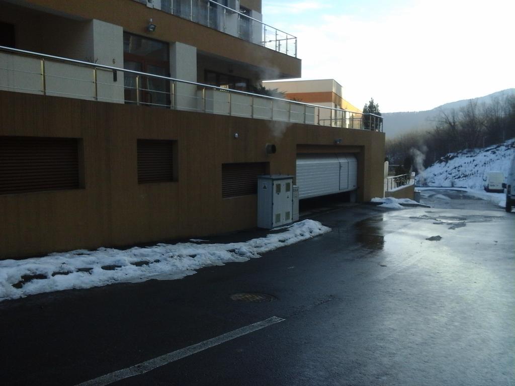 Belvedere Apartment Atyás Kültér fotó