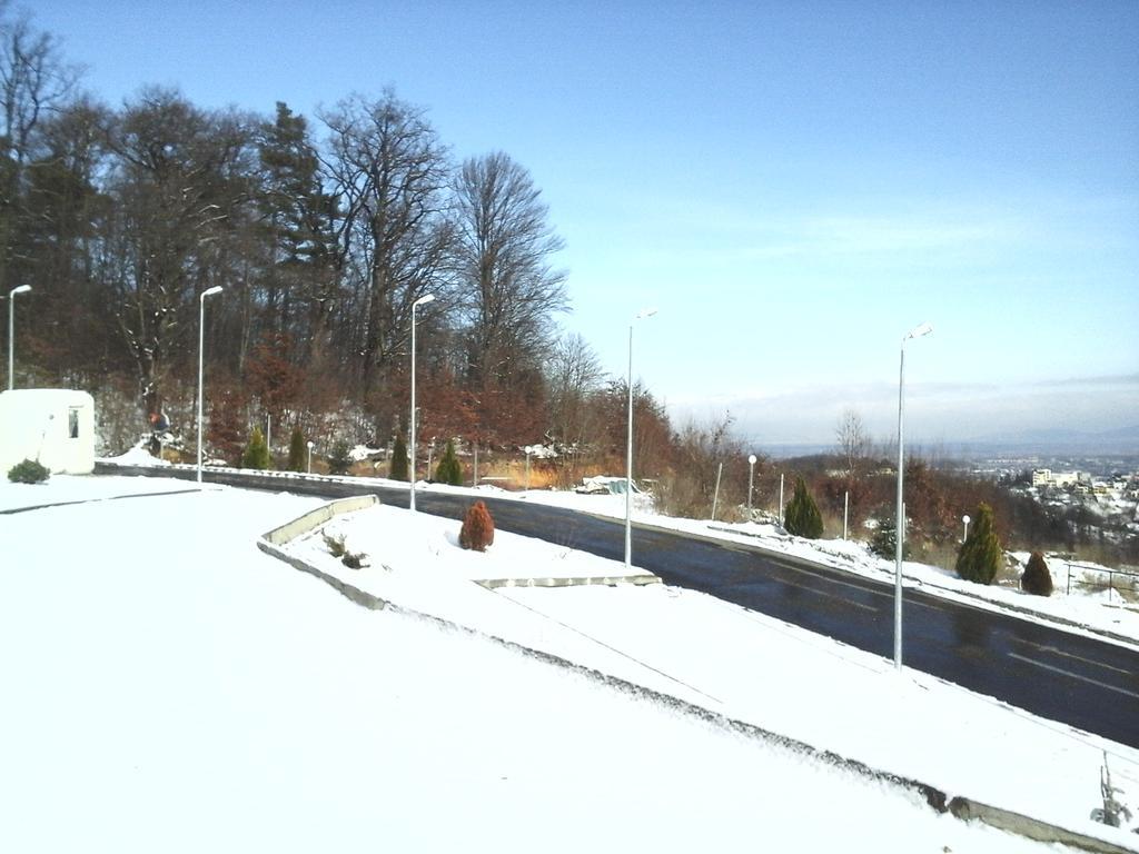 Belvedere Apartment Atyás Kültér fotó